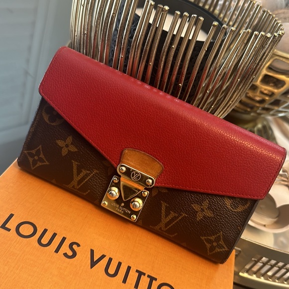 Louis Vuitton Handbags - Louis Vuitton Monogram Canvas Pallas Wallet with COA